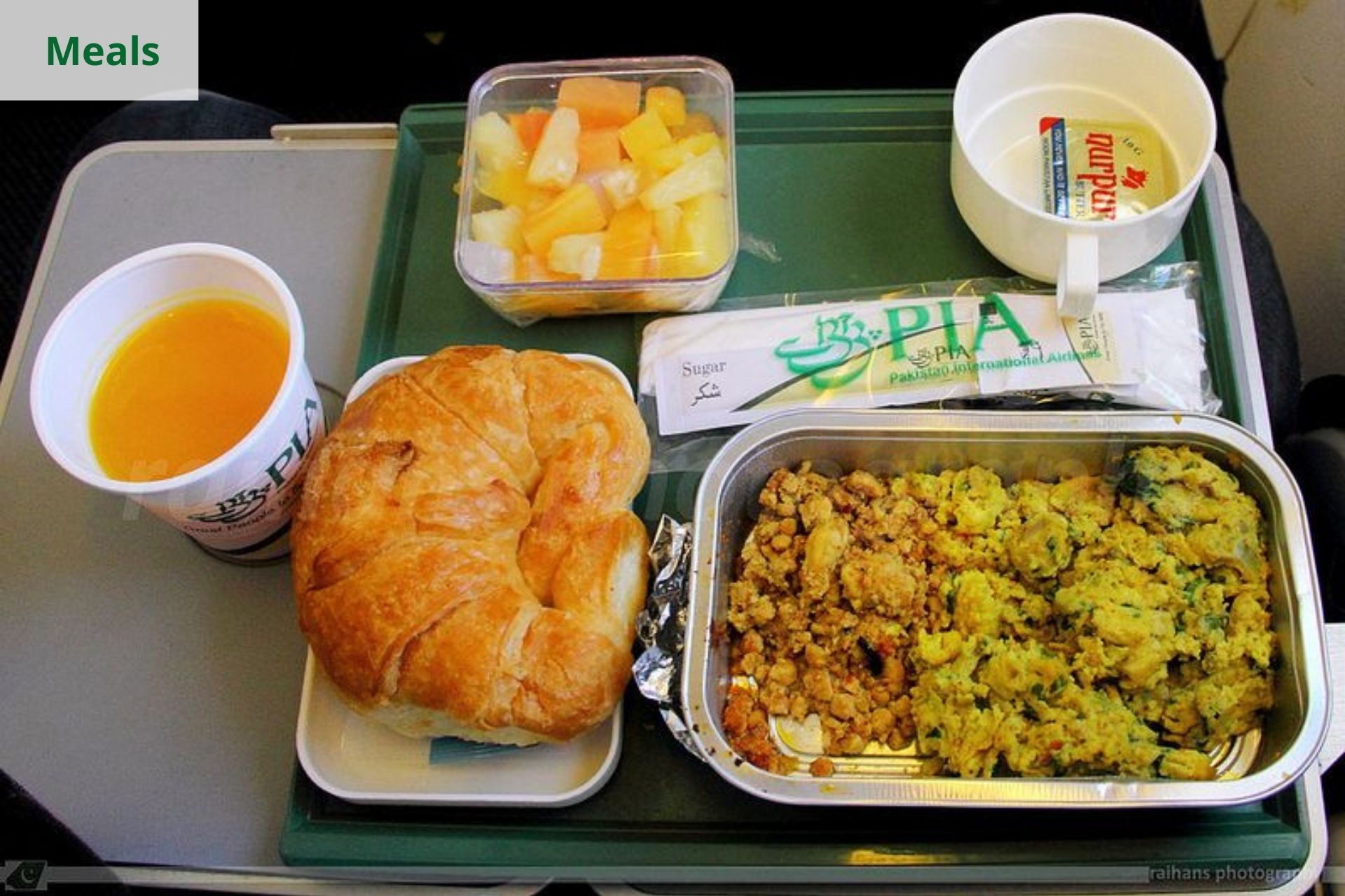 Pakistan International Airlines Meals