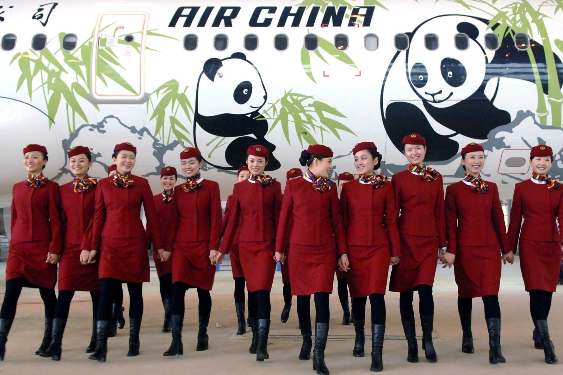 AIR CHINA crew